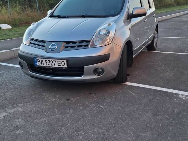 Сірий Ніссан Ноут, об'ємом двигуна 1.4 л та пробігом 280 тис. км за 5500 $, фото 1 на Automoto.ua