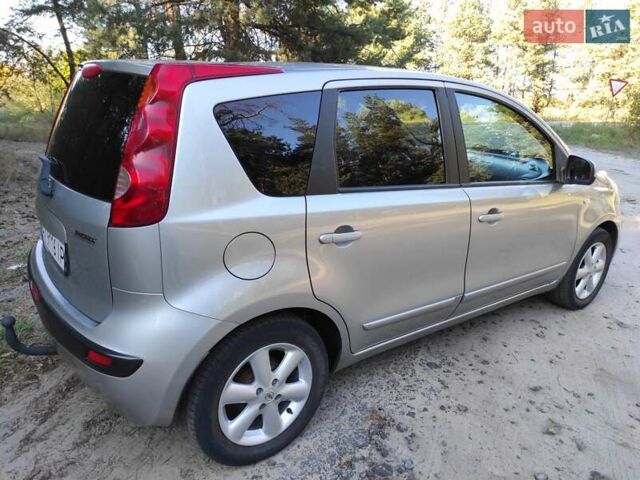 Сірий Ніссан Ноут, об'ємом двигуна 1.4 л та пробігом 218 тис. км за 5100 $, фото 4 на Automoto.ua