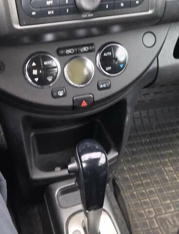 Сірий Ніссан Ноут, об'ємом двигуна 1.6 л та пробігом 218 тис. км за 5100 $, фото 2 на Automoto.ua