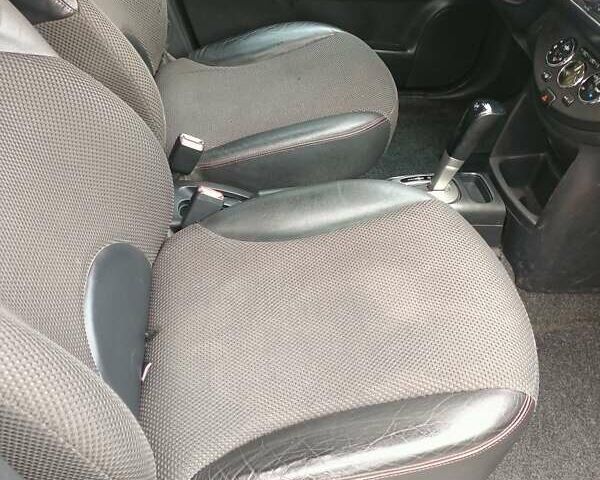 Серый Ниссан Ноут, объемом двигателя 1.6 л и пробегом 218 тыс. км за 6300 $, фото 10 на Automoto.ua