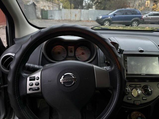 Сірий Ніссан Ноут, об'ємом двигуна 1.6 л та пробігом 255 тис. км за 6200 $, фото 9 на Automoto.ua