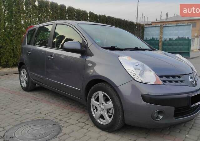 Сірий Ніссан Ноут, об'ємом двигуна 1.4 л та пробігом 258 тис. км за 6400 $, фото 3 на Automoto.ua