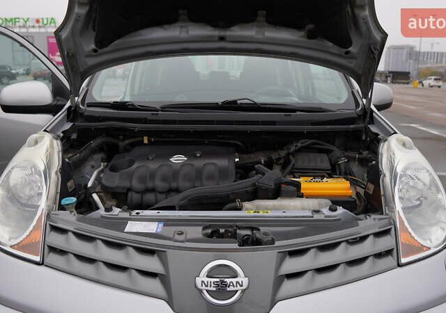 Серый Ниссан Ноут, объемом двигателя 1.6 л и пробегом 215 тыс. км за 6000 $, фото 46 на Automoto.ua