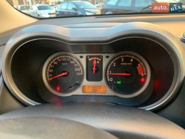 Сірий Ніссан Ноут, об'ємом двигуна 1.46 л та пробігом 217 тис. км за 5100 $, фото 4 на Automoto.ua