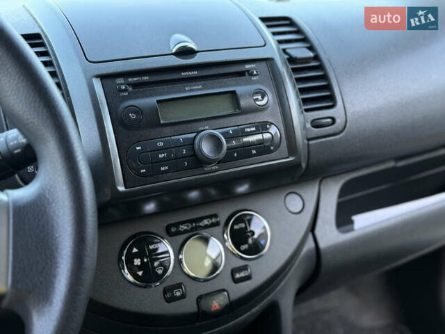 Сірий Ніссан Ноут, об'ємом двигуна 1.6 л та пробігом 189 тис. км за 5950 $, фото 18 на Automoto.ua