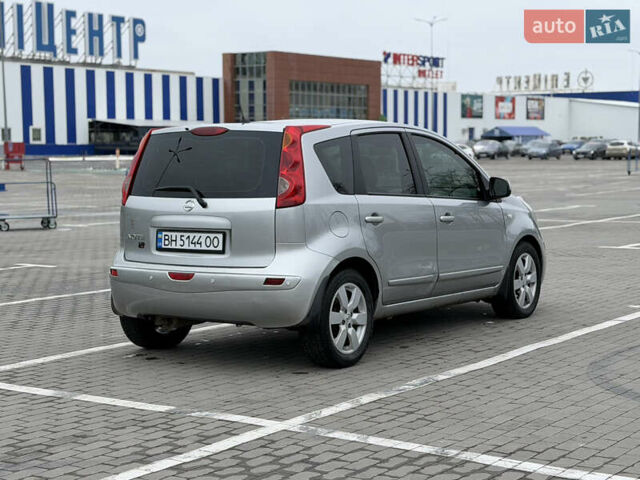 Сірий Ніссан Ноут, об'ємом двигуна 1.6 л та пробігом 205 тис. км за 5700 $, фото 8 на Automoto.ua