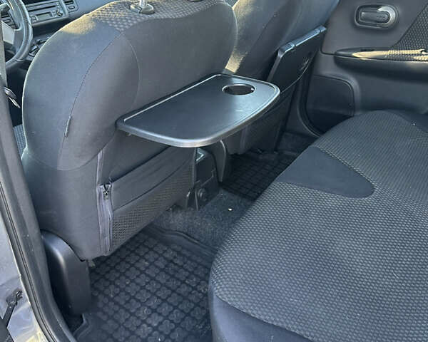 Серый Ниссан Ноут, объемом двигателя 1.6 л и пробегом 165 тыс. км за 6300 $, фото 10 на Automoto.ua