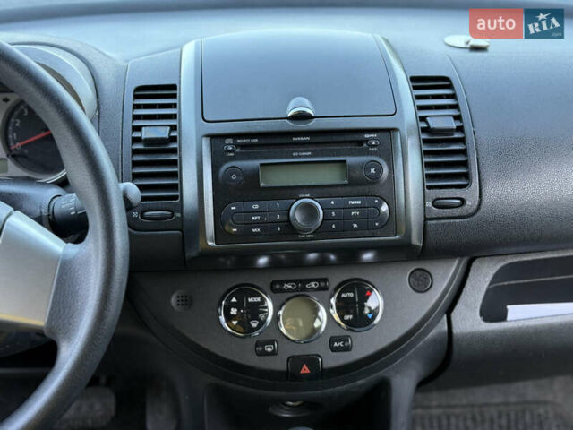 Сірий Ніссан Ноут, об'ємом двигуна 1.6 л та пробігом 189 тис. км за 5950 $, фото 19 на Automoto.ua