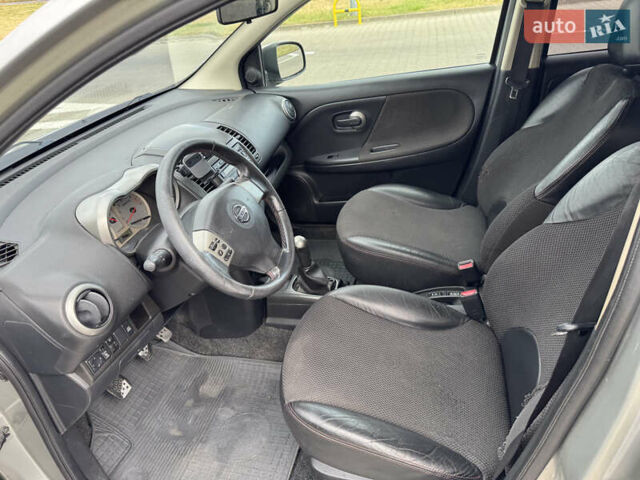 Сірий Ніссан Ноут, об'ємом двигуна 1.6 л та пробігом 270 тис. км за 4499 $, фото 13 на Automoto.ua