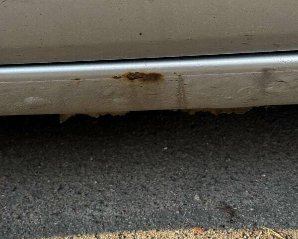 Серый Ниссан Ноут, объемом двигателя 1.6 л и пробегом 255 тыс. км за 6200 $, фото 17 на Automoto.ua