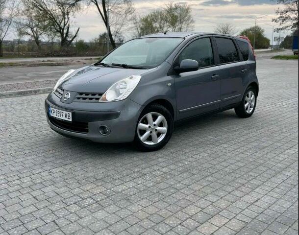 Серый Ниссан Ноут, объемом двигателя 1.4 л и пробегом 220 тыс. км за 4300 $, фото 9 на Automoto.ua