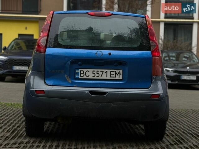 Серый Ниссан Ноут, объемом двигателя 1.39 л и пробегом 276 тыс. км за 2800 $, фото 3 на Automoto.ua