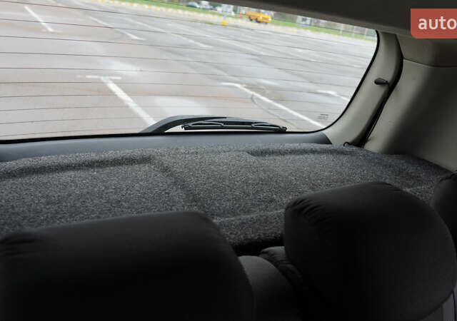 Серый Ниссан Ноут, объемом двигателя 1.6 л и пробегом 215 тыс. км за 6000 $, фото 32 на Automoto.ua