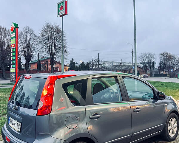 Сірий Ніссан Ноут, об'ємом двигуна 1.6 л та пробігом 165 тис. км за 6700 $, фото 40 на Automoto.ua