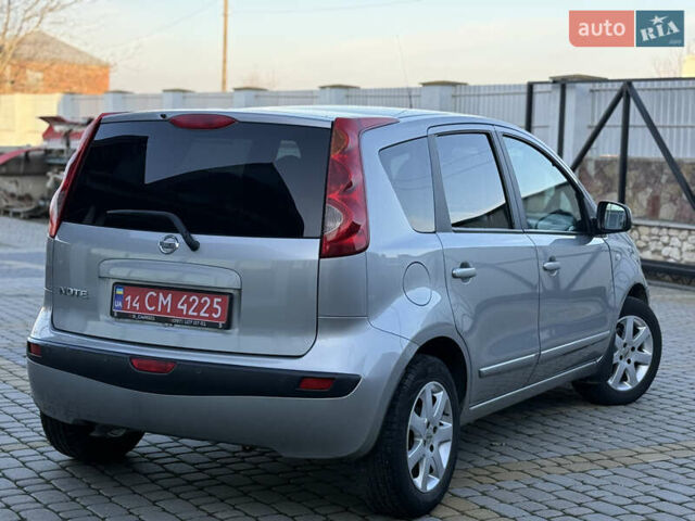 Сірий Ніссан Ноут, об'ємом двигуна 1.6 л та пробігом 189 тис. км за 5950 $, фото 5 на Automoto.ua