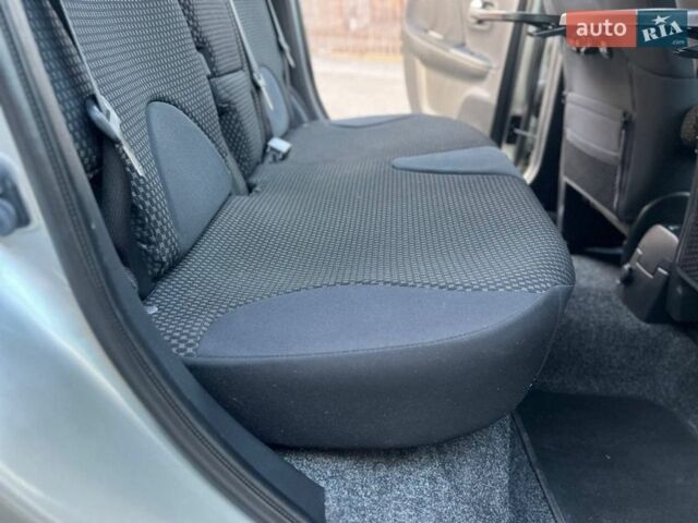 Серый Ниссан Ноут, объемом двигателя 1.4 л и пробегом 209 тыс. км за 5800 $, фото 60 на Automoto.ua