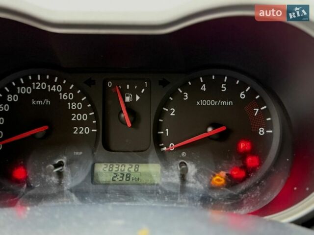 Серый Ниссан Ноут, объемом двигателя 1.39 л и пробегом 276 тыс. км за 2800 $, фото 9 на Automoto.ua