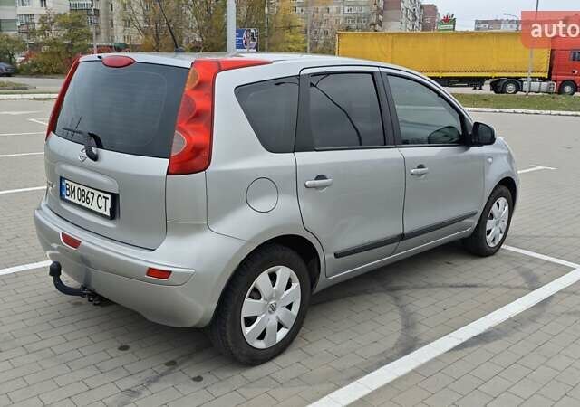 Серый Ниссан Ноут, объемом двигателя 1.4 л и пробегом 293 тыс. км за 5400 $, фото 7 на Automoto.ua