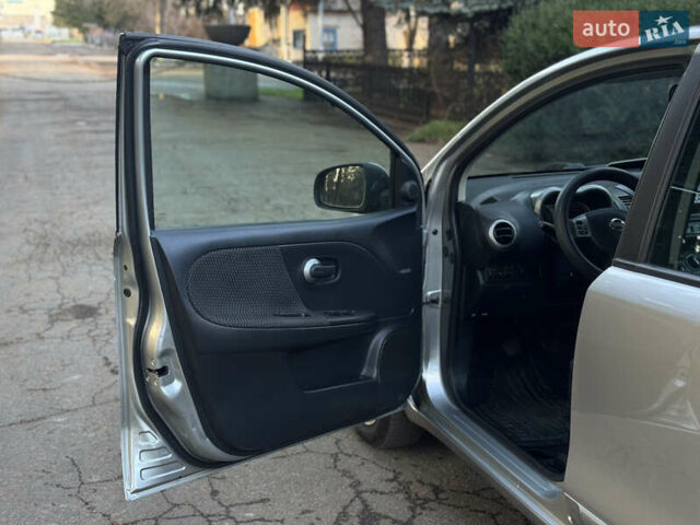 Сірий Ніссан Ноут, об'ємом двигуна 1.4 л та пробігом 178 тис. км за 4950 $, фото 10 на Automoto.ua