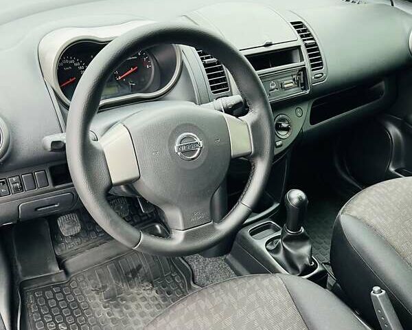 Серый Ниссан Ноут, объемом двигателя 1.4 л и пробегом 220 тыс. км за 5700 $, фото 11 на Automoto.ua