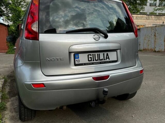 Сірий Ніссан Ноут, об'ємом двигуна 1.6 л та пробігом 255 тис. км за 6200 $, фото 5 на Automoto.ua