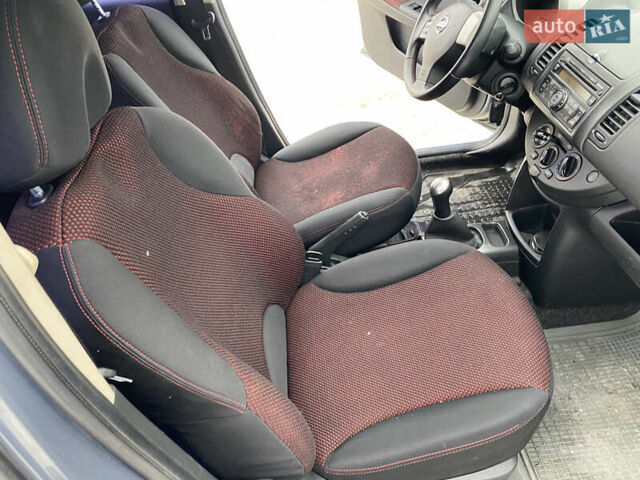 Сірий Ніссан Ноут, об'ємом двигуна 1.6 л та пробігом 139 тис. км за 5600 $, фото 39 на Automoto.ua