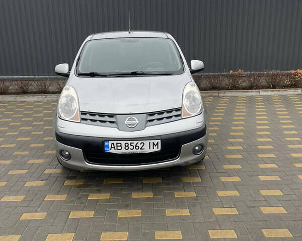 Серый Ниссан Ноут, объемом двигателя 1.39 л и пробегом 293 тыс. км за 5800 $, фото 6 на Automoto.ua