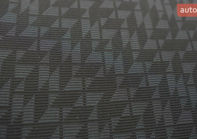 Серый Ниссан Ноут, объемом двигателя 1.6 л и пробегом 215 тыс. км за 6000 $, фото 26 на Automoto.ua