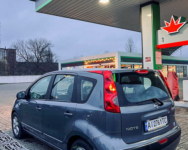 Сірий Ніссан Ноут, об'ємом двигуна 1.6 л та пробігом 165 тис. км за 6700 $, фото 41 на Automoto.ua