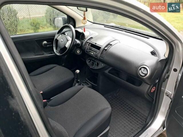 Серый Ниссан Ноут, объемом двигателя 1.4 л и пробегом 249 тыс. км за 4700 $, фото 11 на Automoto.ua