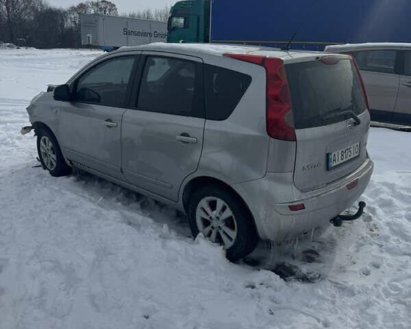 Сірий Ніссан Ноут, об'ємом двигуна 1.46 л та пробігом 187 тис. км за 2499 $, фото 5 на Automoto.ua