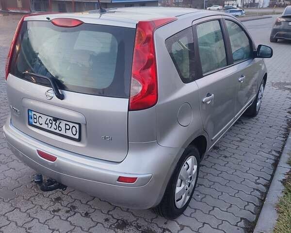 Серый Ниссан Ноут, объемом двигателя 1.46 л и пробегом 288 тыс. км за 5200 $, фото 4 на Automoto.ua