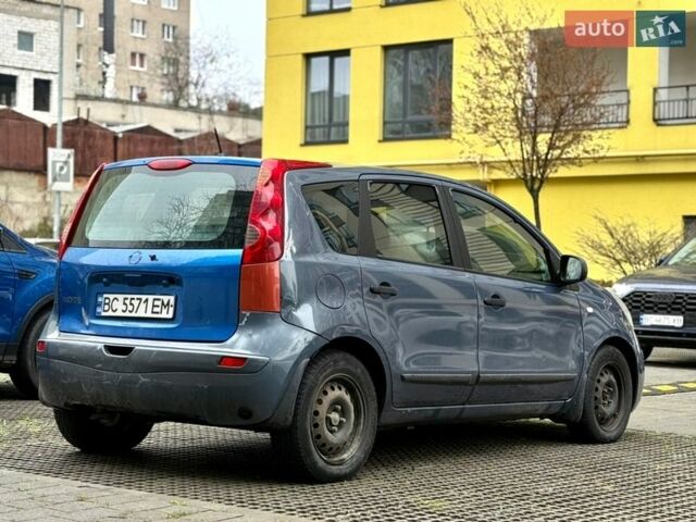 Серый Ниссан Ноут, объемом двигателя 1.39 л и пробегом 276 тыс. км за 2800 $, фото 4 на Automoto.ua