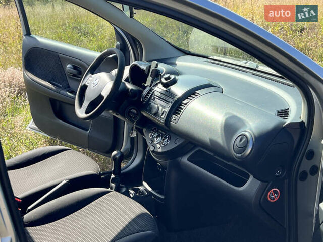 Ниссан Ноут 2007 в Киеве на Automoto.ua Серый Ниссан Ноут, объемом двигателя 1.5 л и пробегом 181 тыс. км за 5900 $, фото 10 на Automoto.ua