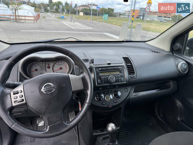 Сірий Ніссан Ноут, об'ємом двигуна 1.6 л та пробігом 270 тис. км за 4499 $, фото 17 на Automoto.ua
