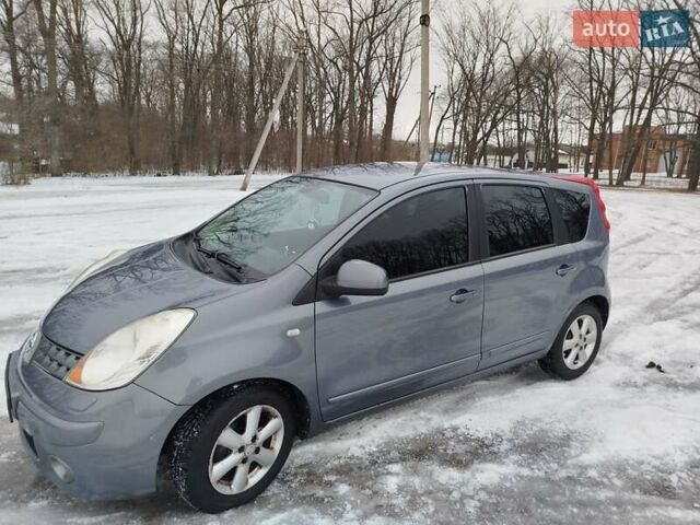 Сірий Ніссан Ноут, об'ємом двигуна 1.6 л та пробігом 203 тис. км за 6000 $, фото 7 на Automoto.ua