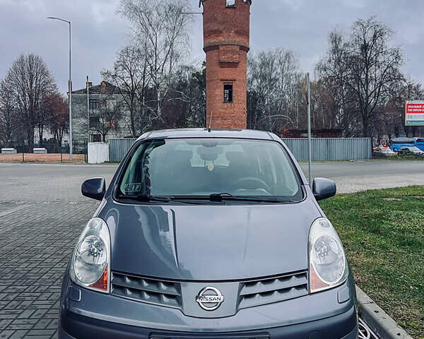 Сірий Ніссан Ноут, об'ємом двигуна 1.6 л та пробігом 165 тис. км за 6700 $, фото 2 на Automoto.ua