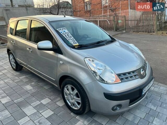 Серый Ниссан Ноут, объемом двигателя 1.4 л и пробегом 209 тыс. км за 5800 $, фото 10 на Automoto.ua