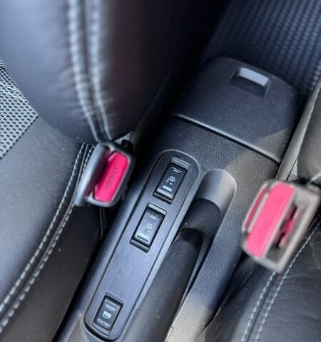 Сірий Ніссан Ноут, об'ємом двигуна 1.6 л та пробігом 247 тис. км за 5900 $, фото 13 на Automoto.ua