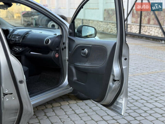 Сірий Ніссан Ноут, об'ємом двигуна 1.6 л та пробігом 189 тис. км за 5950 $, фото 26 на Automoto.ua