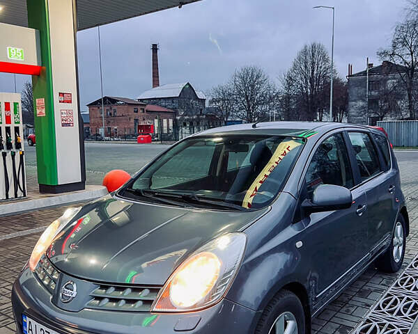 Сірий Ніссан Ноут, об'ємом двигуна 1.6 л та пробігом 165 тис. км за 6700 $, фото 38 на Automoto.ua