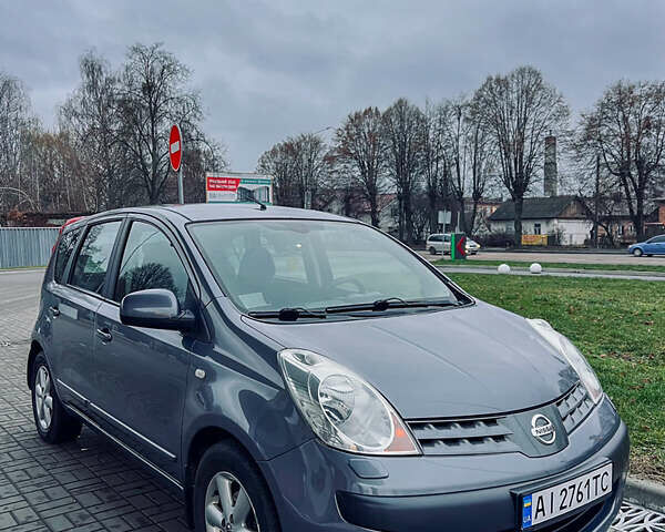 Сірий Ніссан Ноут, об'ємом двигуна 1.6 л та пробігом 165 тис. км за 6700 $, фото 3 на Automoto.ua