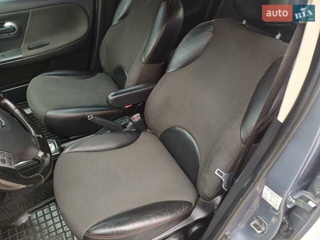 Серый Ниссан Ноут, объемом двигателя 1.6 л и пробегом 221 тыс. км за 6200 $, фото 22 на Automoto.ua