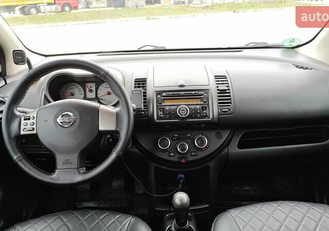 Серый Ниссан Ноут, объемом двигателя 1.4 л и пробегом 293 тыс. км за 5400 $, фото 11 на Automoto.ua
