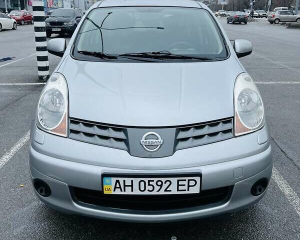 Серый Ниссан Ноут, объемом двигателя 1.4 л и пробегом 220 тыс. км за 5700 $, фото 7 на Automoto.ua
