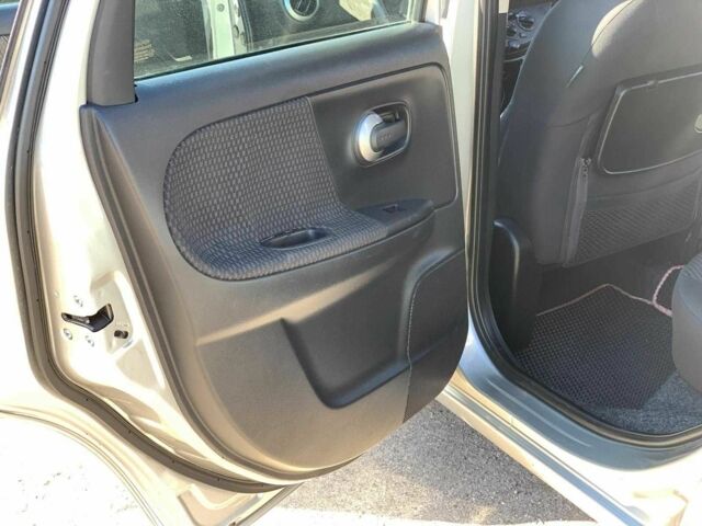 Сірий Ніссан Ноут, об'ємом двигуна 1.6 л та пробігом 259 тис. км за 5690 $, фото 16 на Automoto.ua