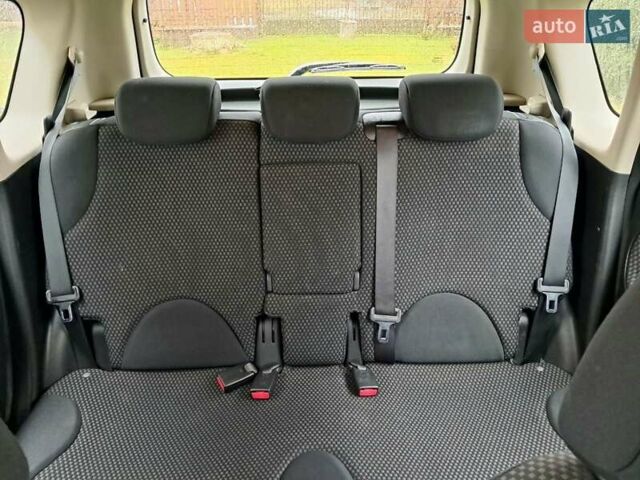 Серый Ниссан Ноут, объемом двигателя 1.4 л и пробегом 249 тыс. км за 4700 $, фото 15 на Automoto.ua
