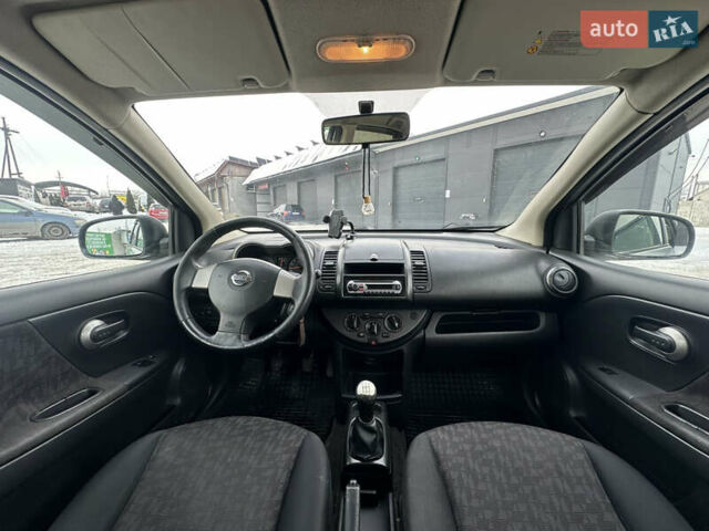Серый Ниссан Ноут, объемом двигателя 1.4 л и пробегом 230 тыс. км за 5100 $, фото 16 на Automoto.ua