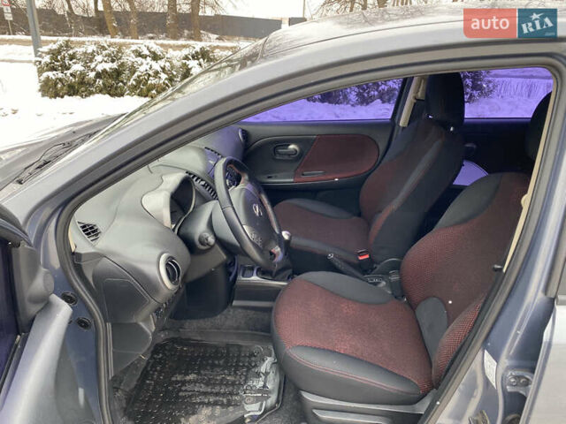 Сірий Ніссан Ноут, об'ємом двигуна 1.6 л та пробігом 139 тис. км за 5600 $, фото 27 на Automoto.ua
