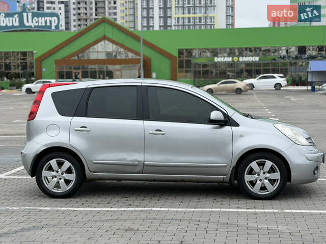 Сірий Ніссан Ноут, об'ємом двигуна 1.6 л та пробігом 205 тис. км за 5700 $, фото 2 на Automoto.ua